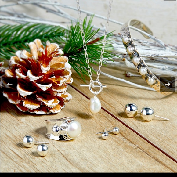 Center Attention Pendant Necklace new elite sterling silver and pearl necklace. - Picture 6 of 8